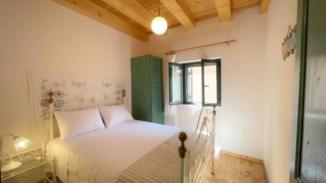 Photo of Bedroom in Achilleio