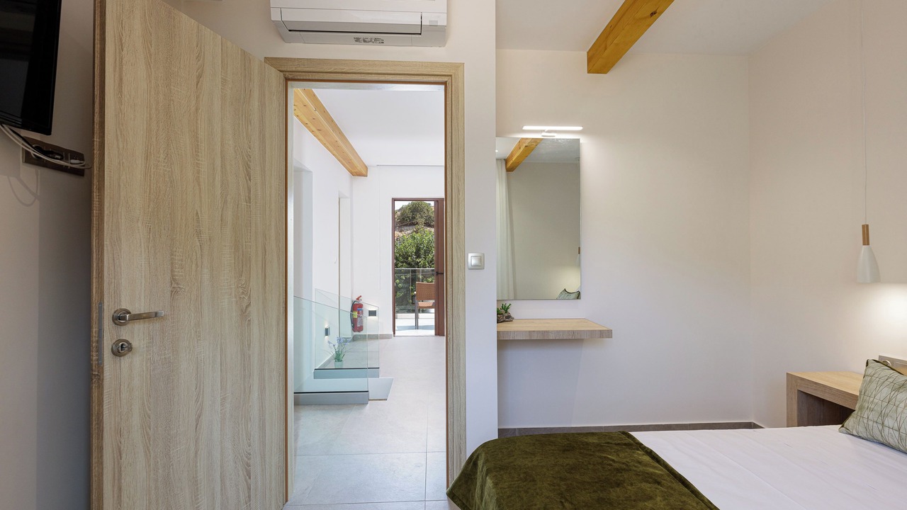 Photo of Bedroom in Monopari