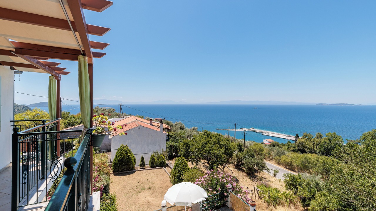 Photo of Outdoor in Glossa