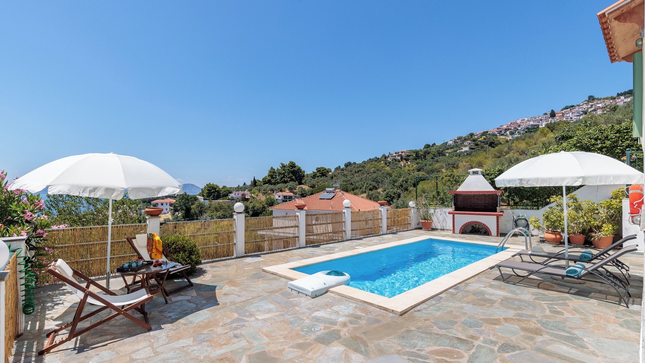 Photo of Outdoor in Glossa