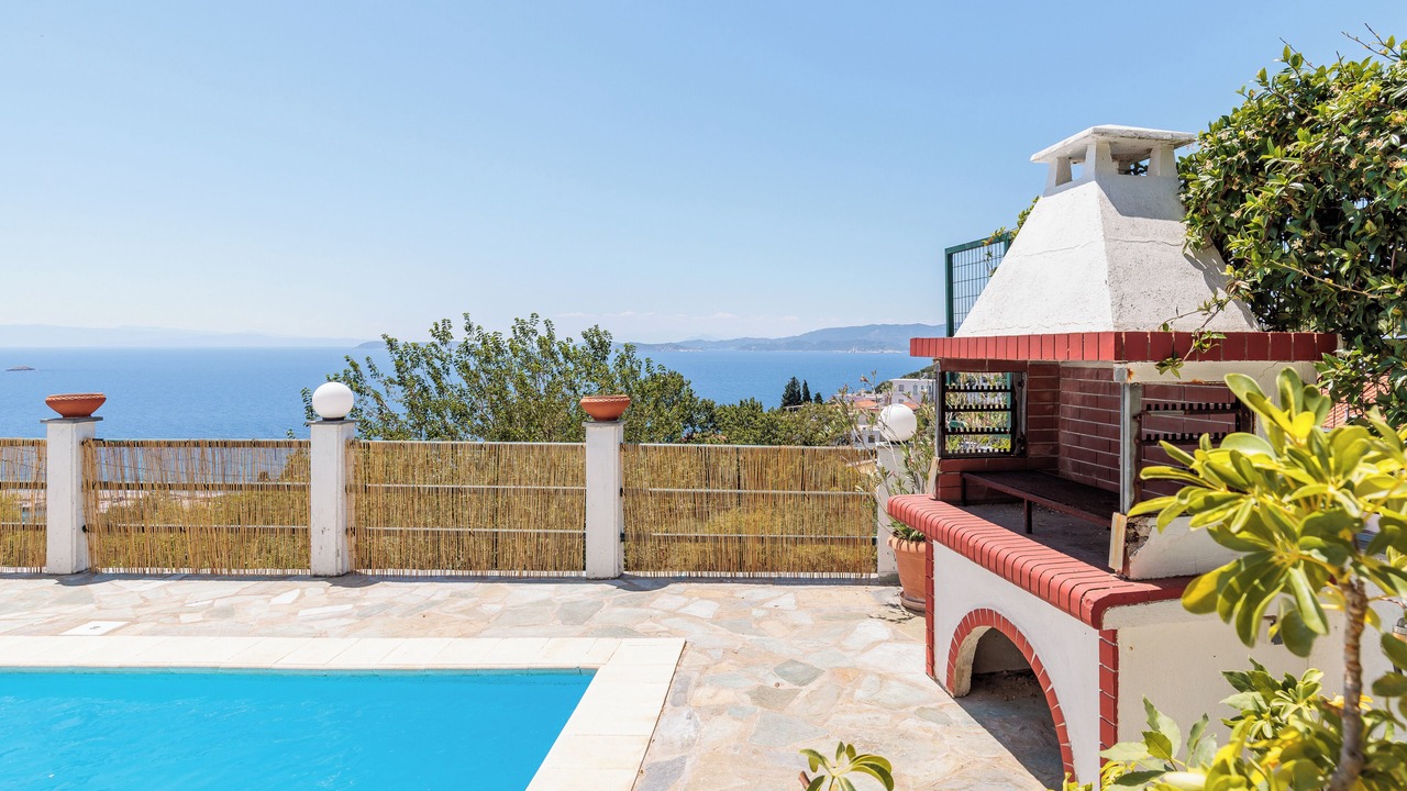 Photo of Outdoor in Glossa