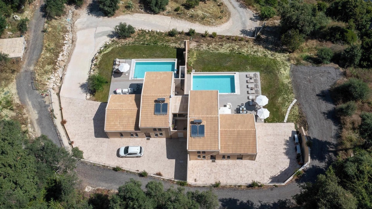 Photo of Outdoor in Notos