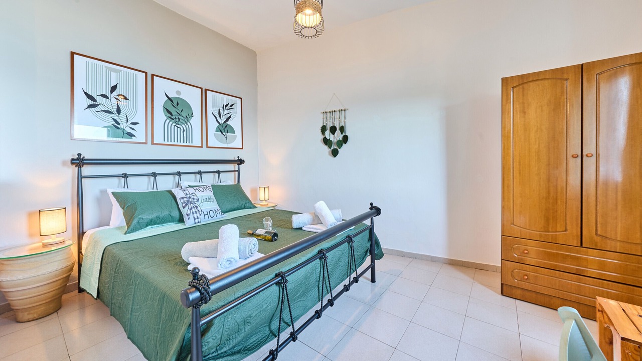 Photo of Bedroom in Katsimatika