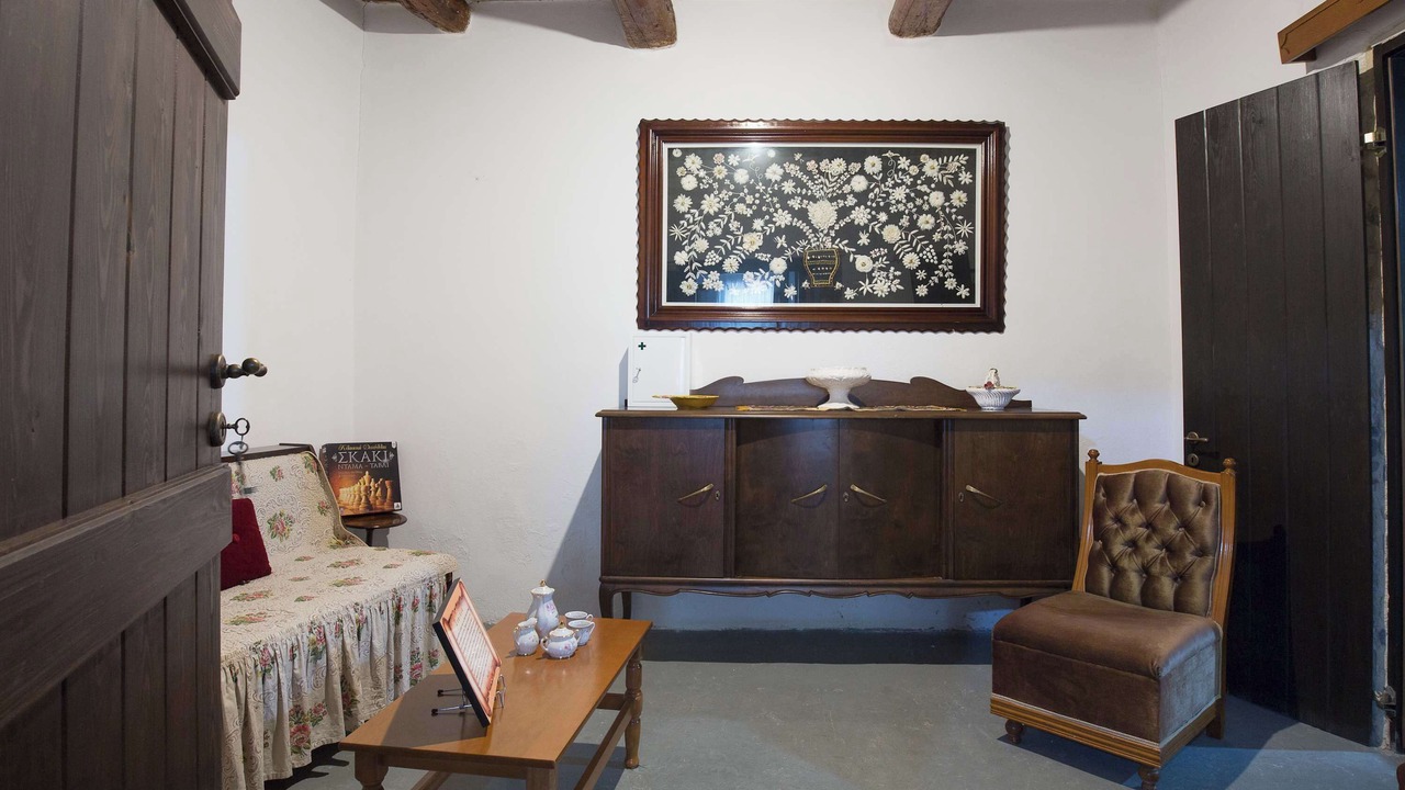 Photo of Bedroom in Drapanias
