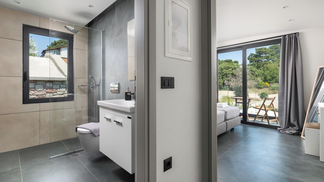 Photo of Bathroom in Asgourou