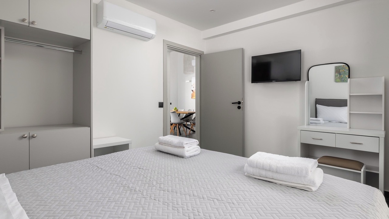 Photo of Bedroom in Petaloudes