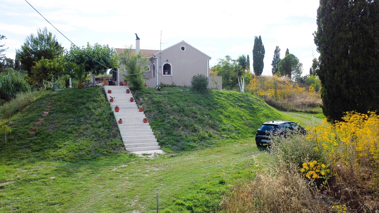 Photo of Outdoor in Molos