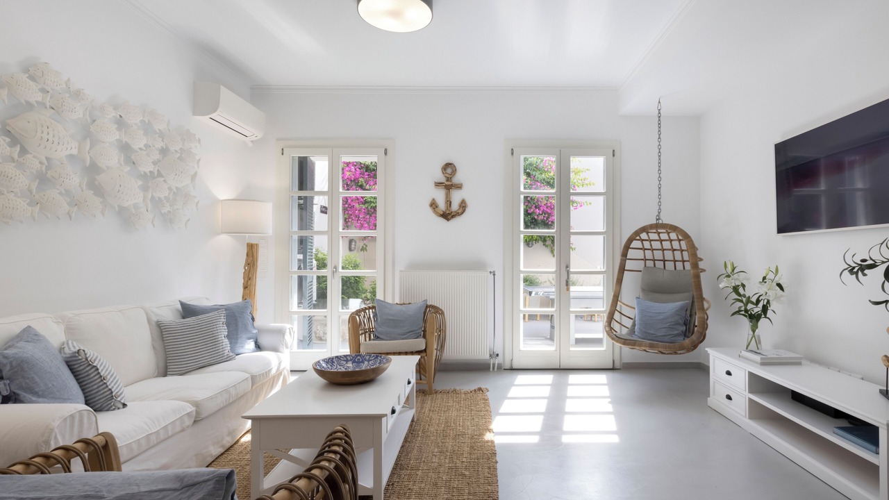 Photo of Livingroom in Spetses