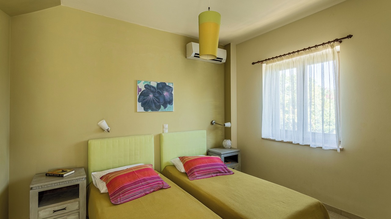 Photo of Bedroom in Lefktron