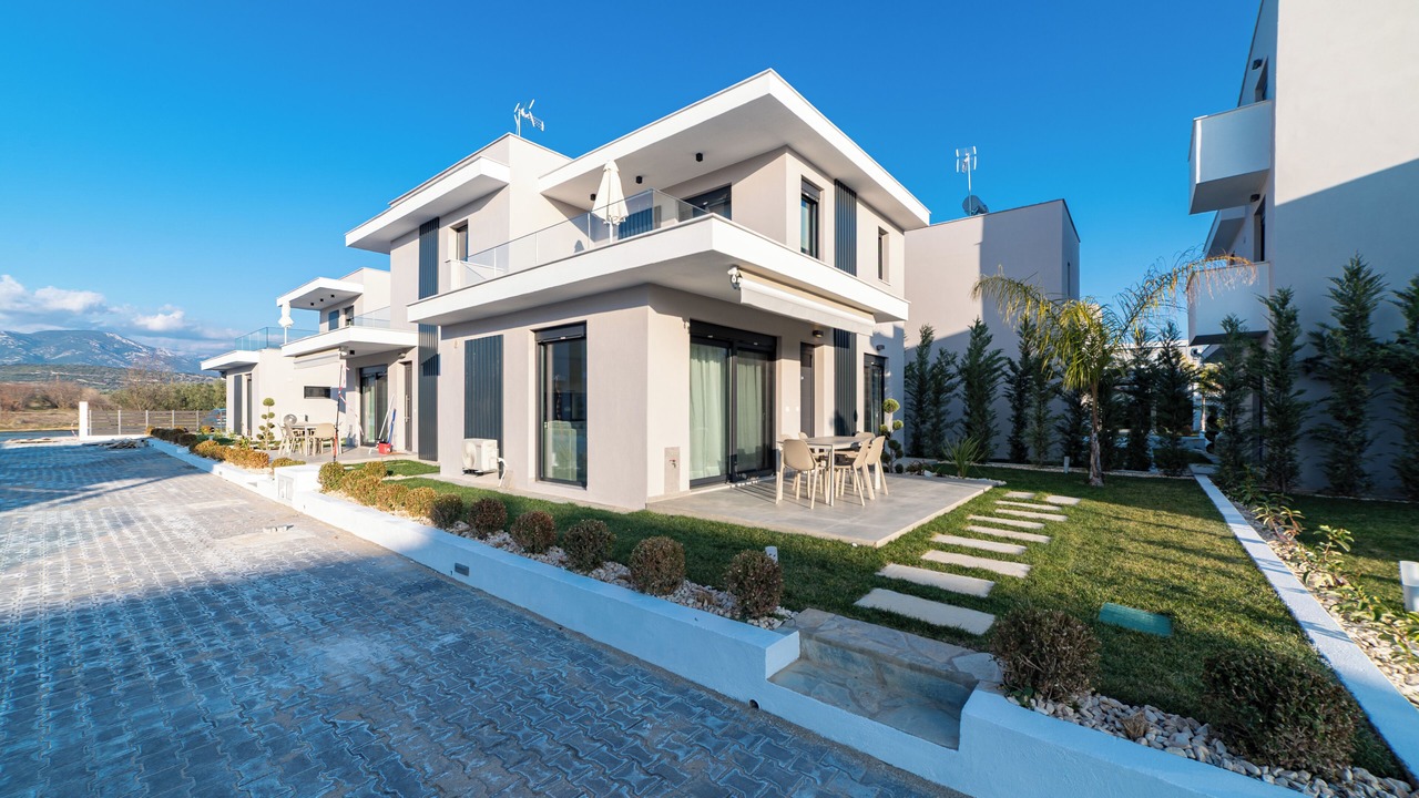 Photo of Outdoor in Paralia Ofryniou