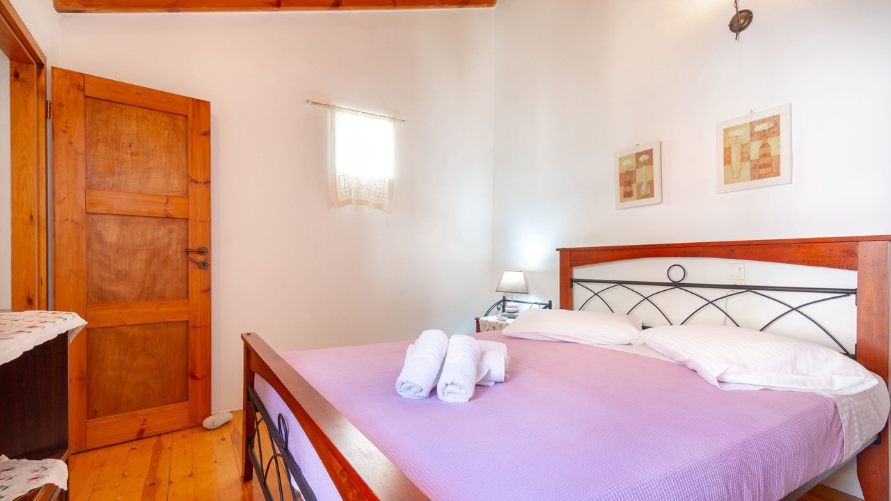 Photo of Bedroom in Kounelion