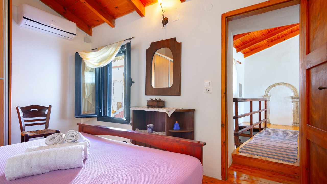 Photo of Bedroom in Kounelion