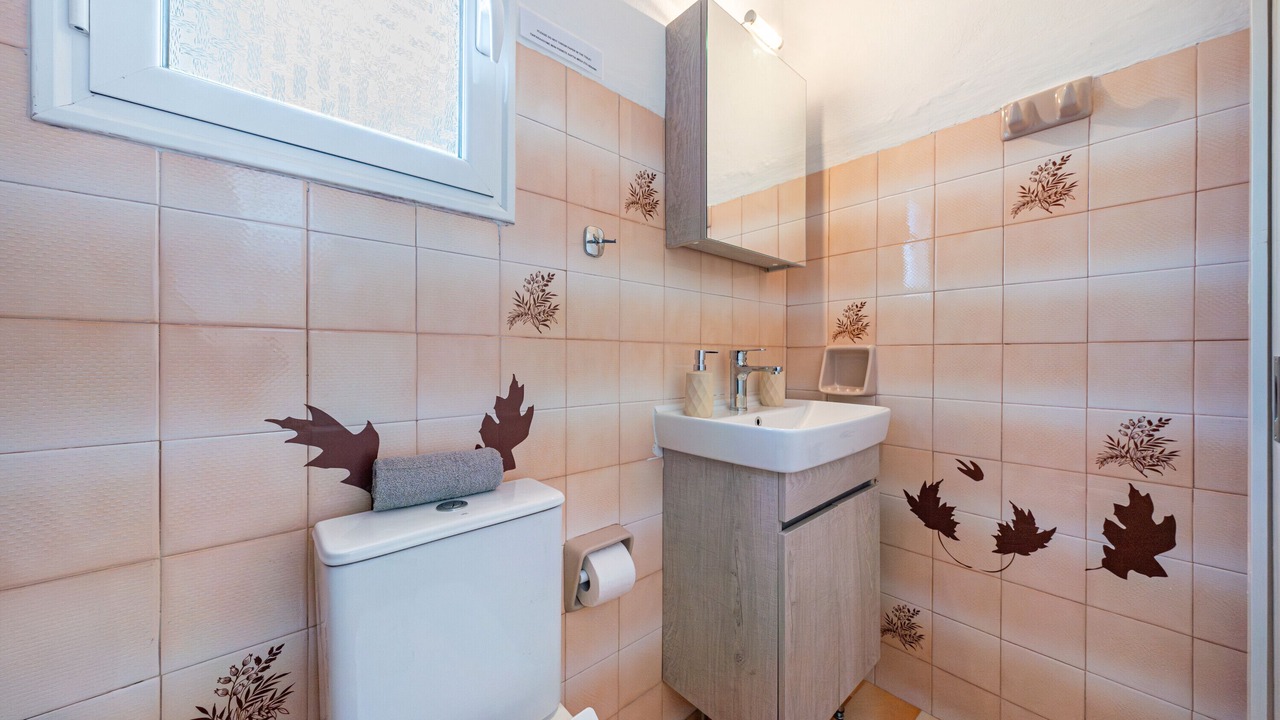 Photo of Bathroom in Almiros Beach