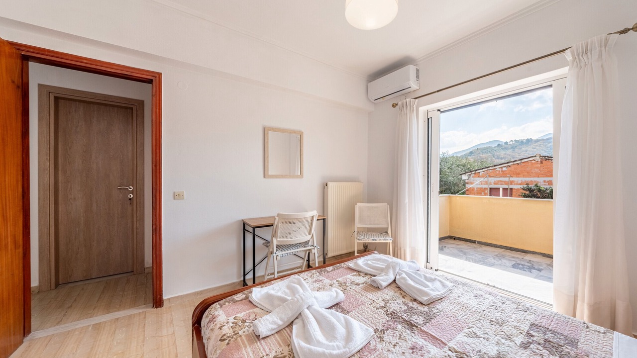 Photo of Bedroom in Almiros Beach