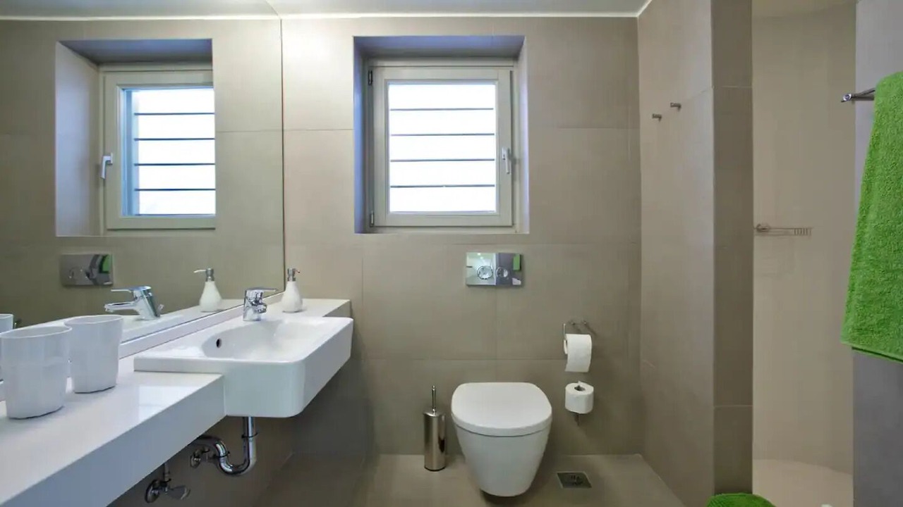 Photo of Bathroom in Batsi