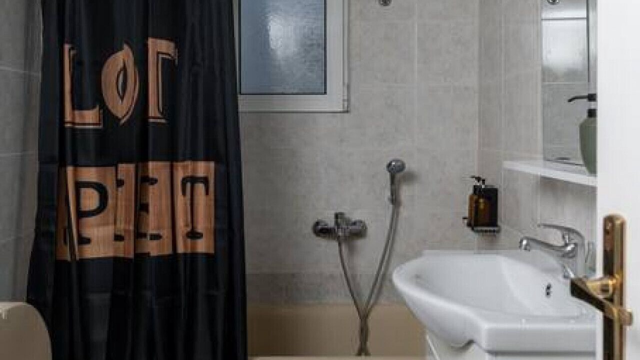 Photo of Bathroom in Peiraiki