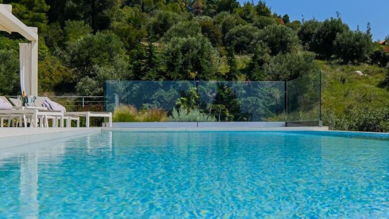 Photo of Bedroom in Elia Nikitis