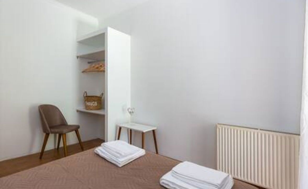 Photo of Bedroom in Ipsos