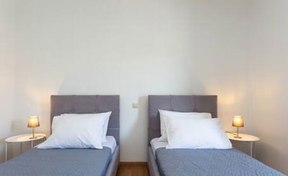 Photo of Bedroom in Ipsos