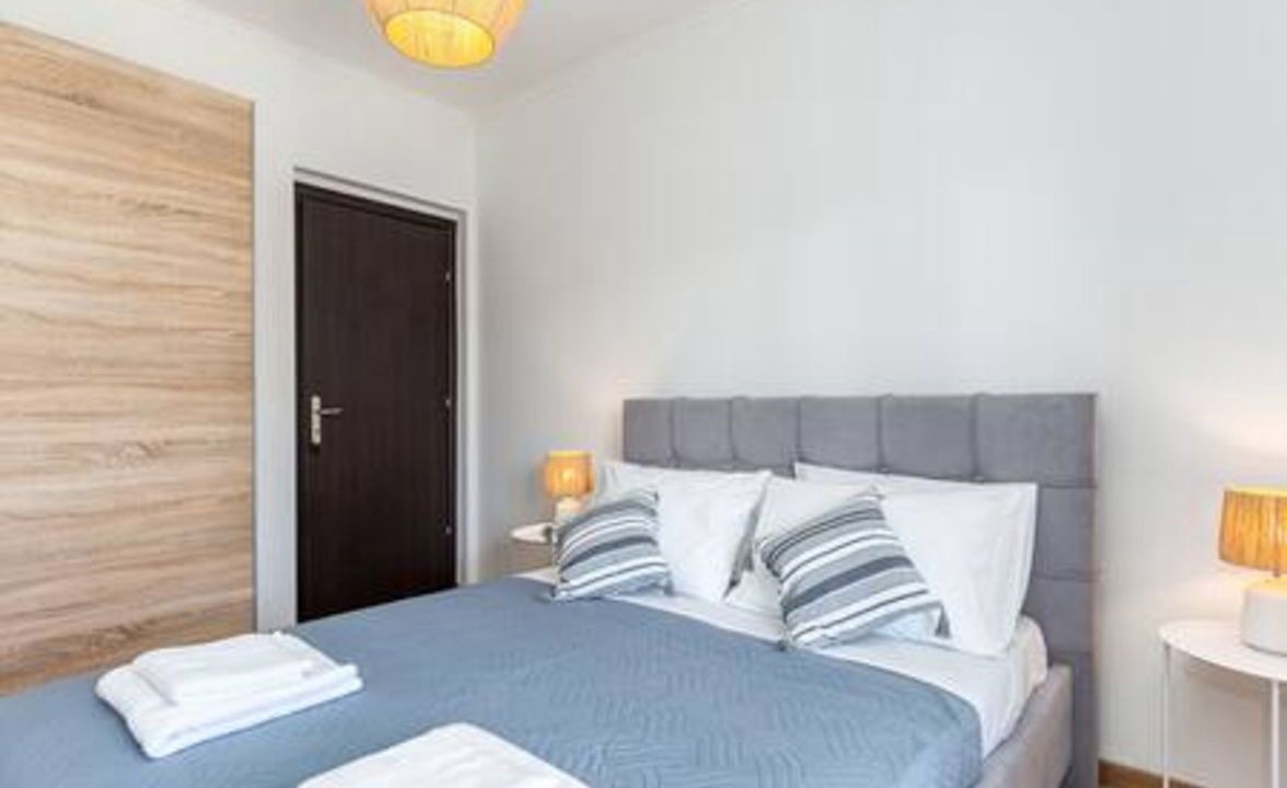 Photo of Bedroom in Ipsos
