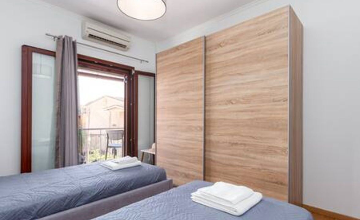 Photo of Bedroom in Ipsos