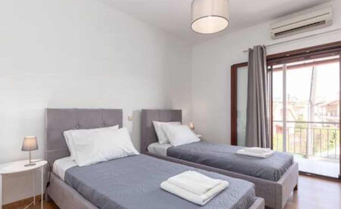 Photo of Bedroom in Ipsos