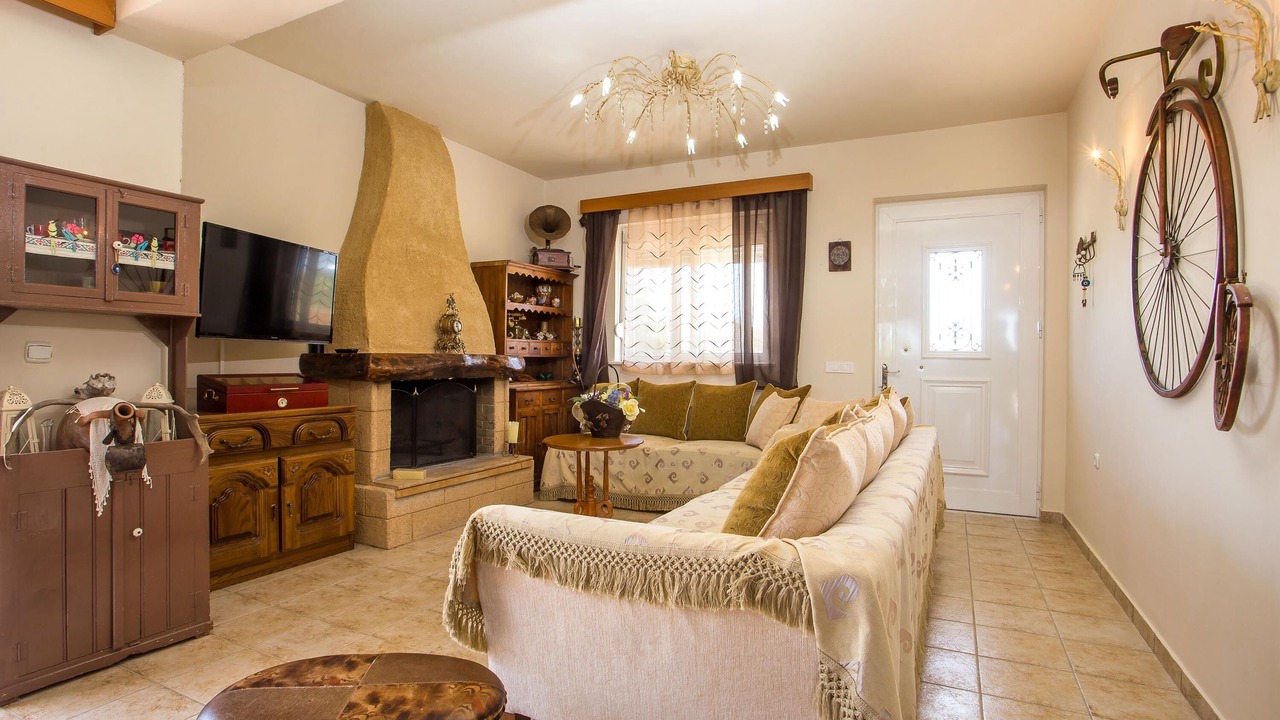 Photo of Livingroom in Theologos