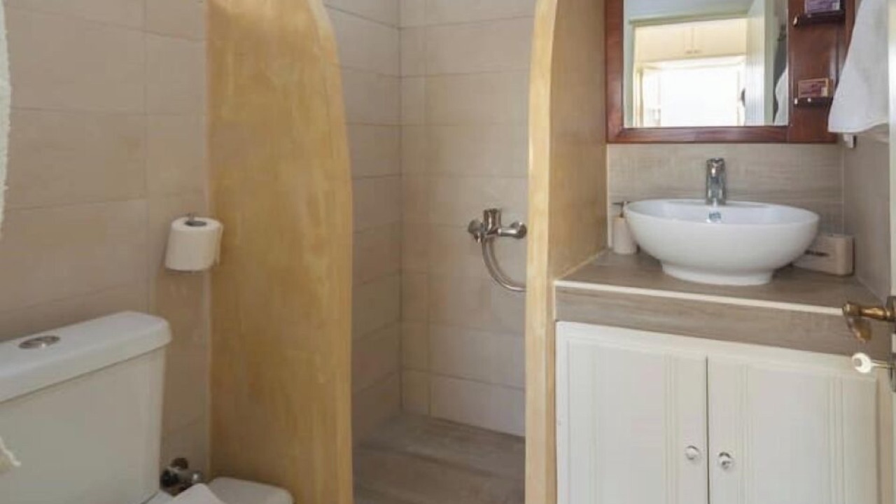 Photo of Bathroom in Leros