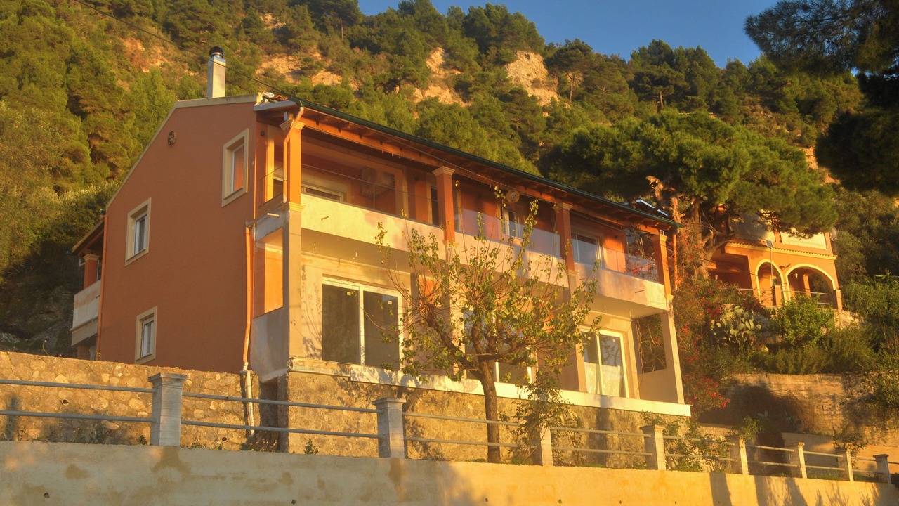 Photo of Outdoor in Sinarades