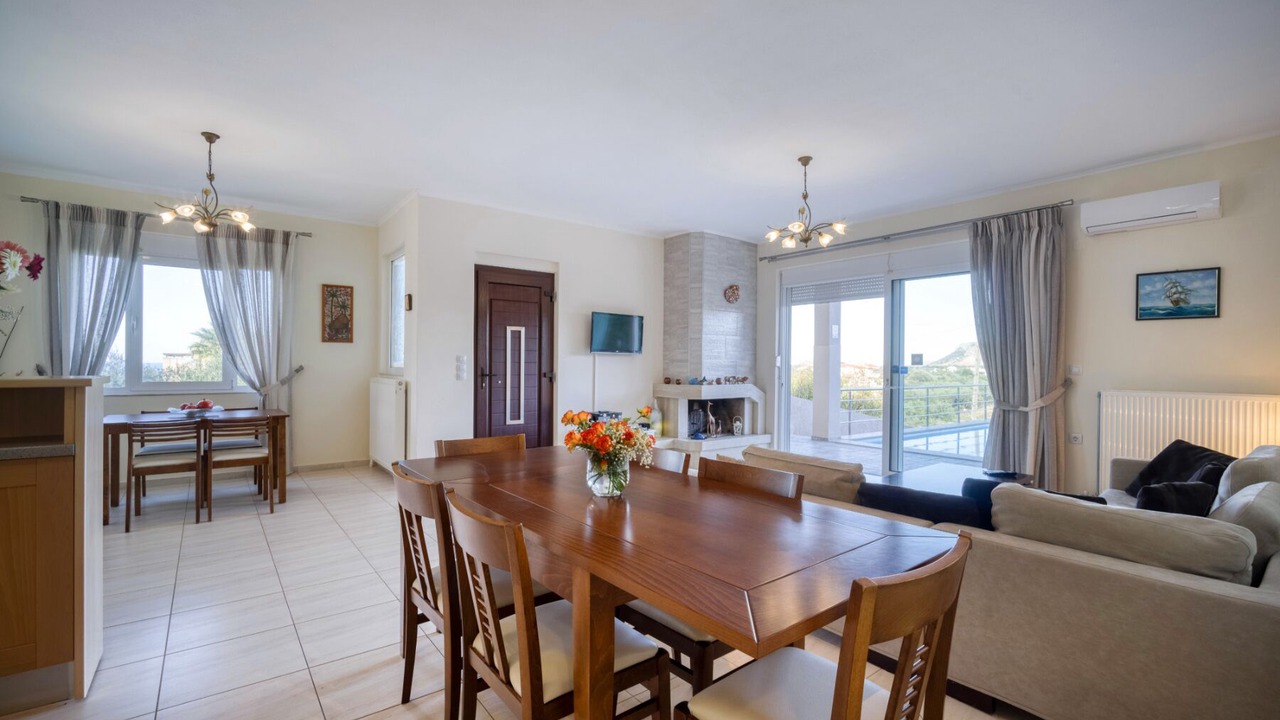 Photo of Bedroom in Stavromenos