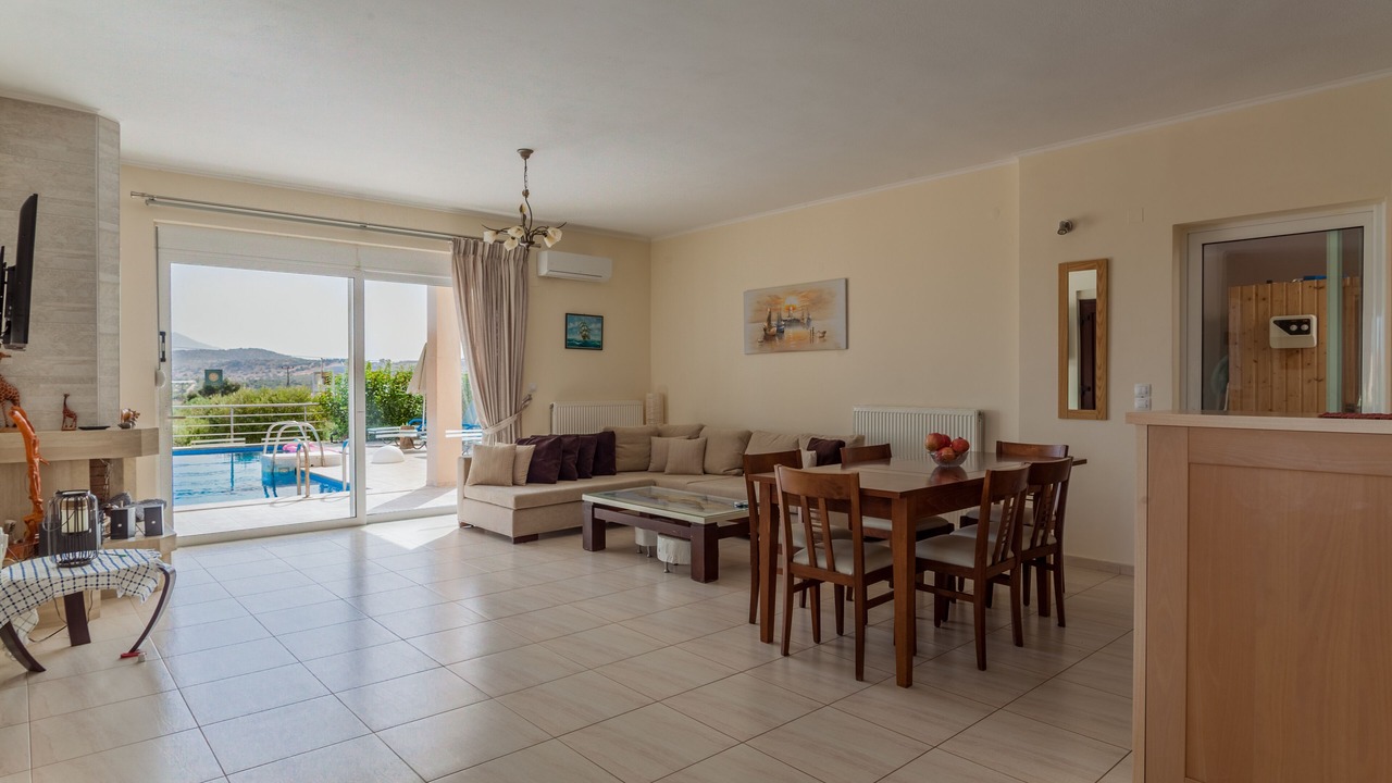 Photo of Bedroom in Stavromenos
