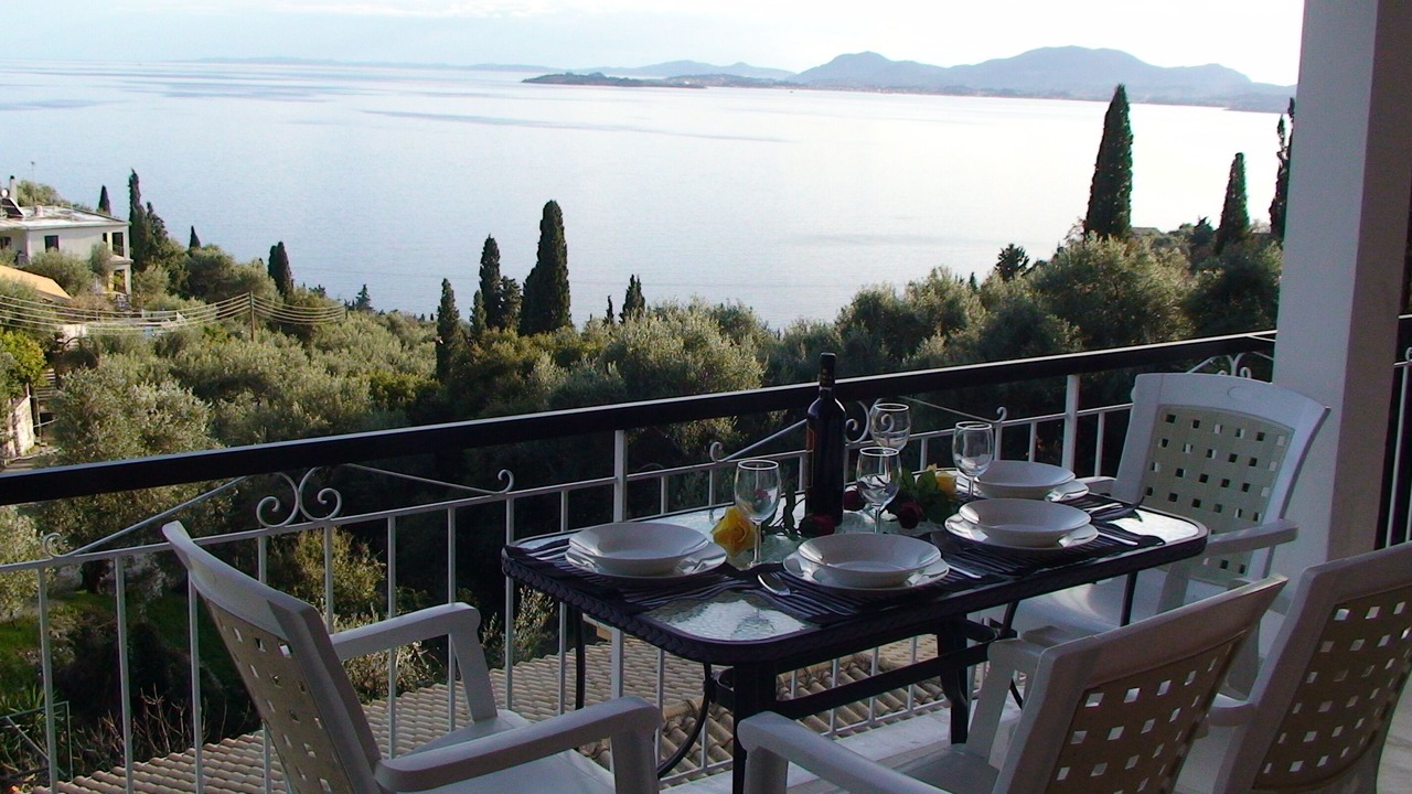 Photo of Patio Balcony in Nisaki