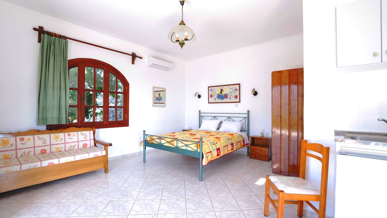 Photo of Bedroom in Exopoli