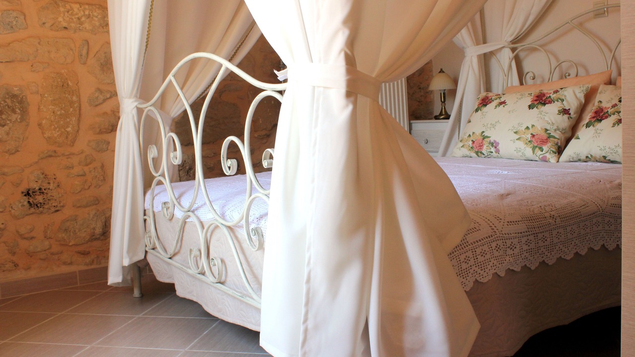 Photo of Bedroom in Monopari