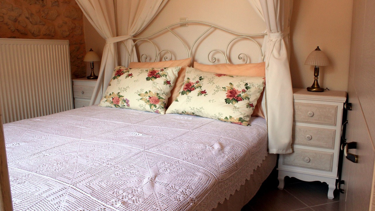 Photo of Bedroom in Monopari