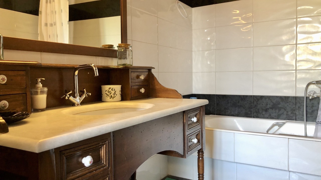 Photo of Bathroom in Aegina