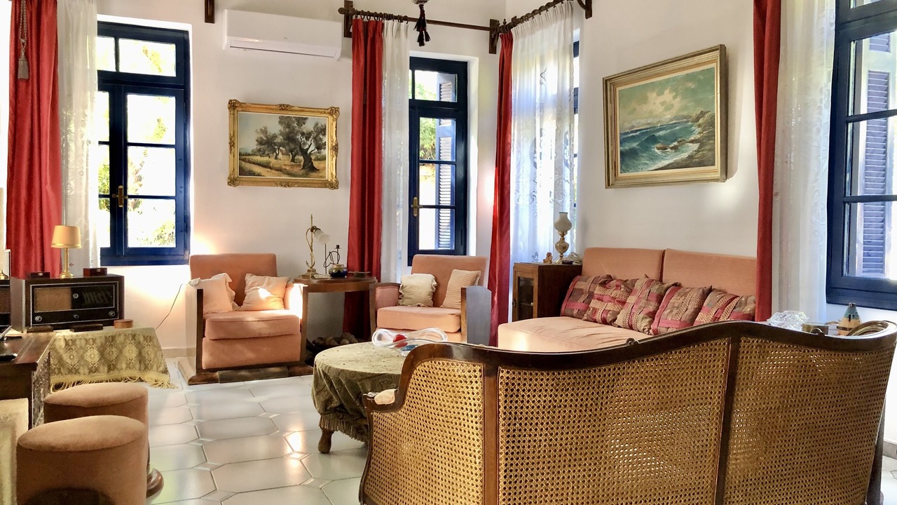 Photo of Livingroom in Aegina