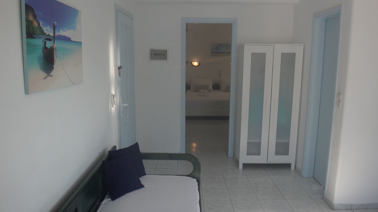 Photo of Bedroom in Drios