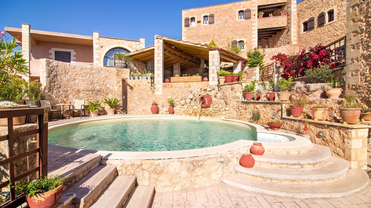 Photo of Outdoor in Samonas