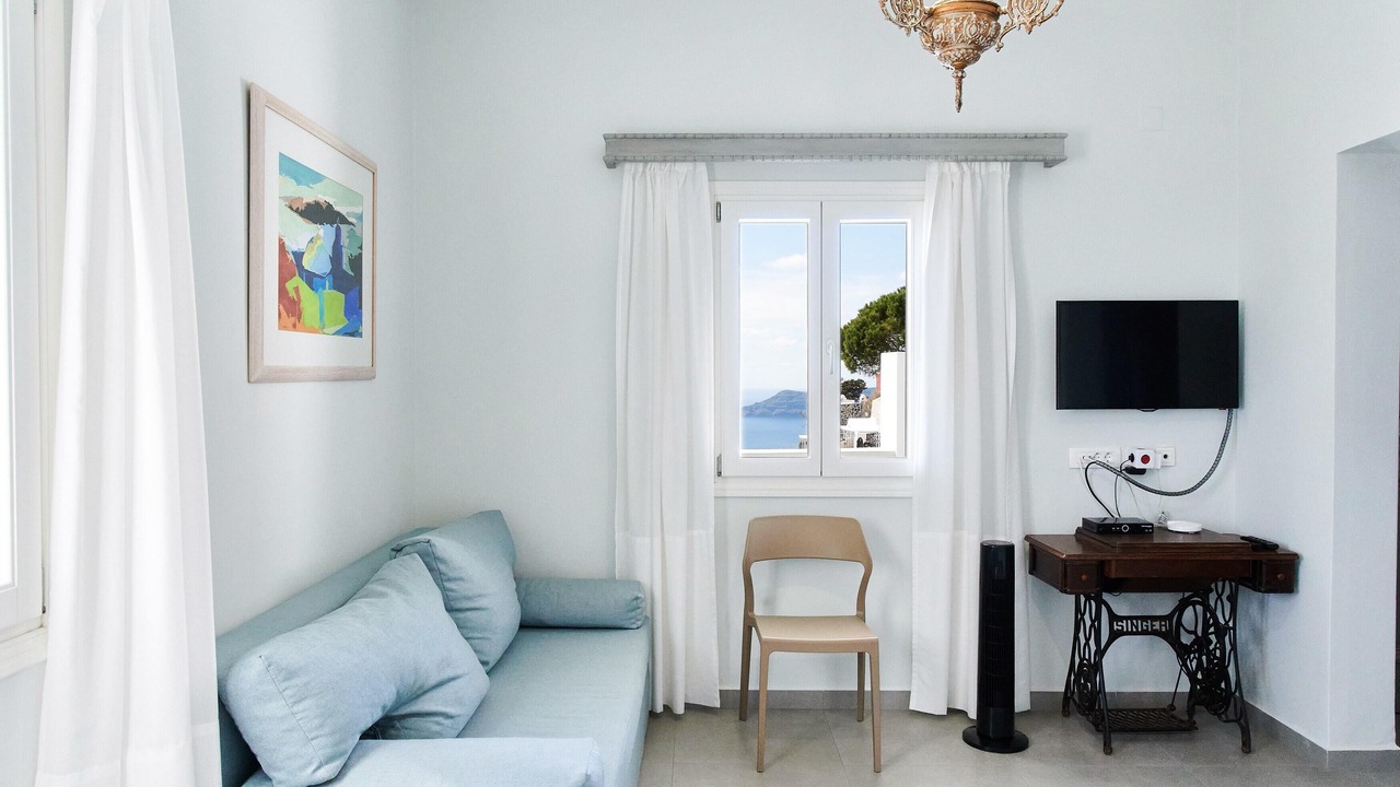 Photo of Livingroom in Fira