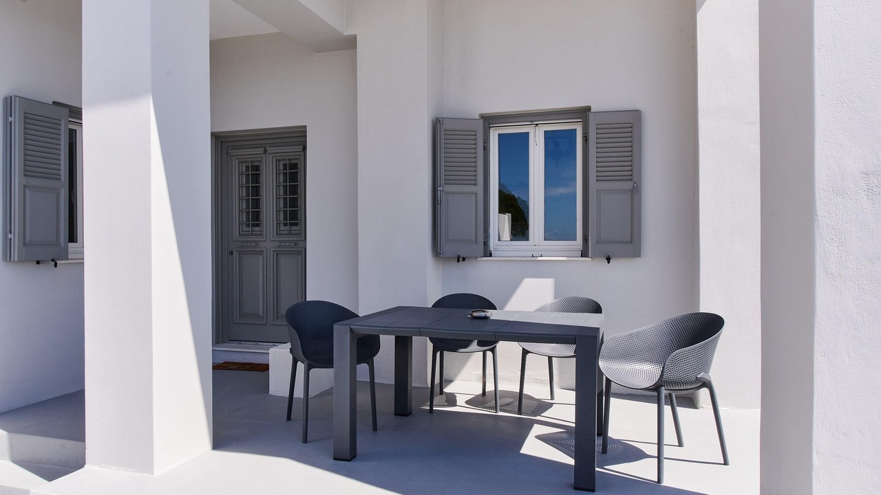 Photo of Others in Fira