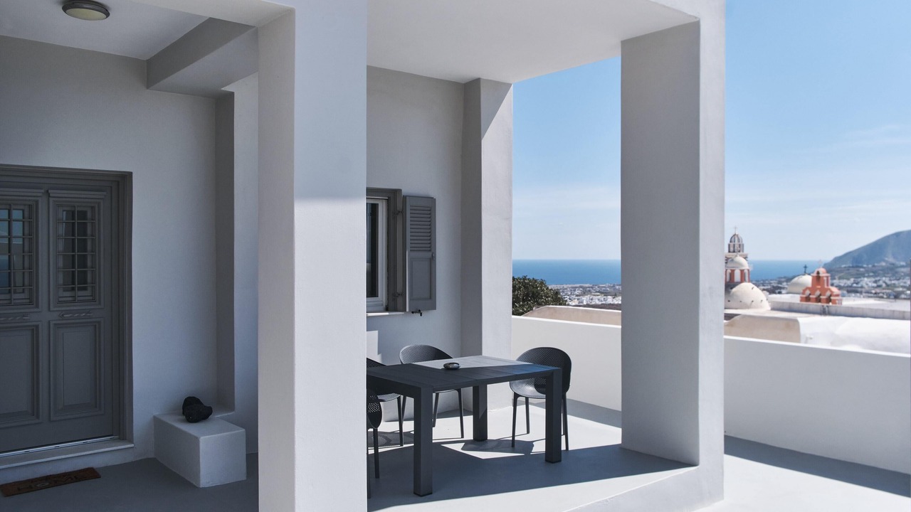 Photo of Others in Fira