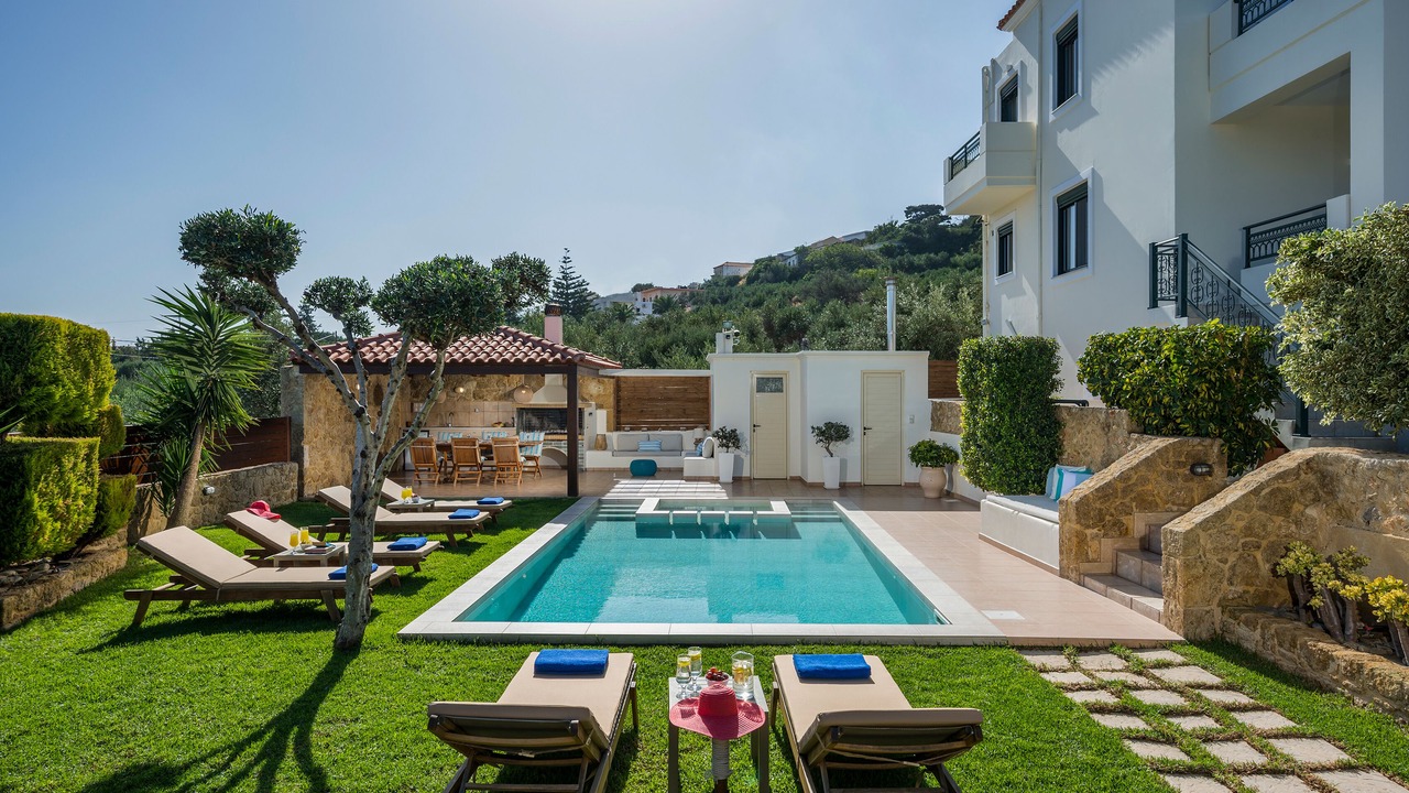 Photo of Outdoor in Afrata