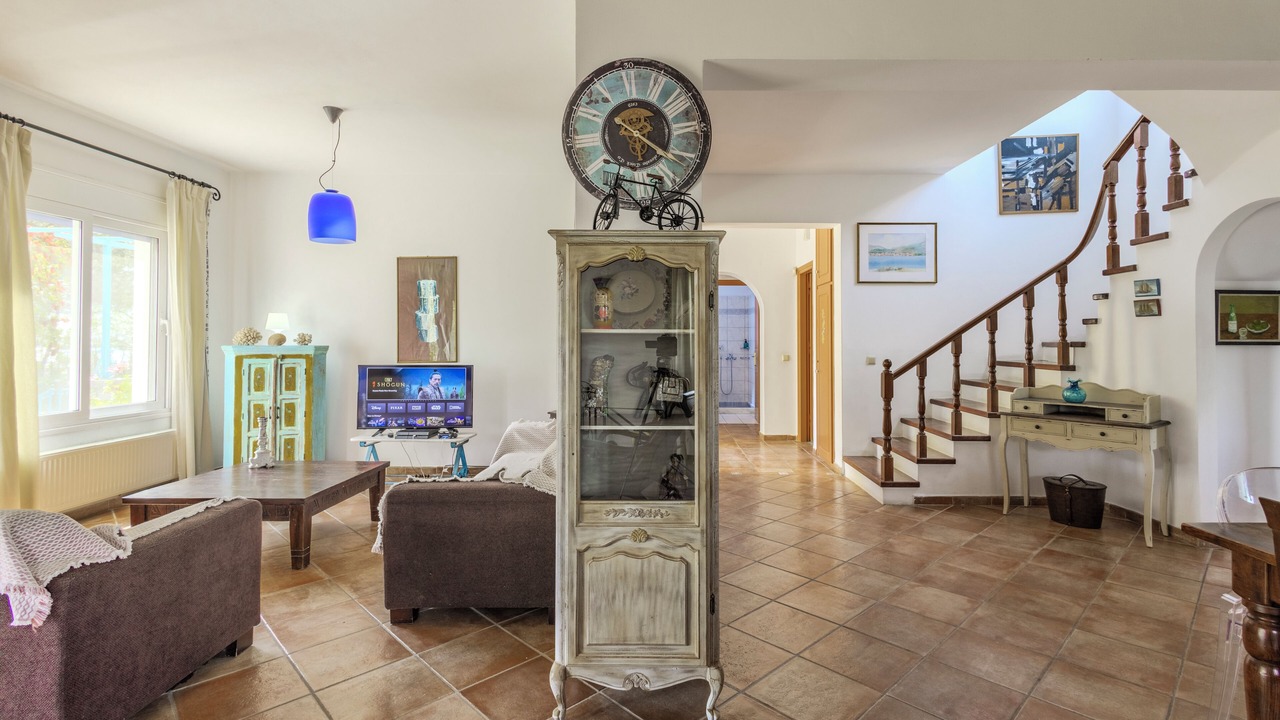 Photo of Livingroom in Melikia