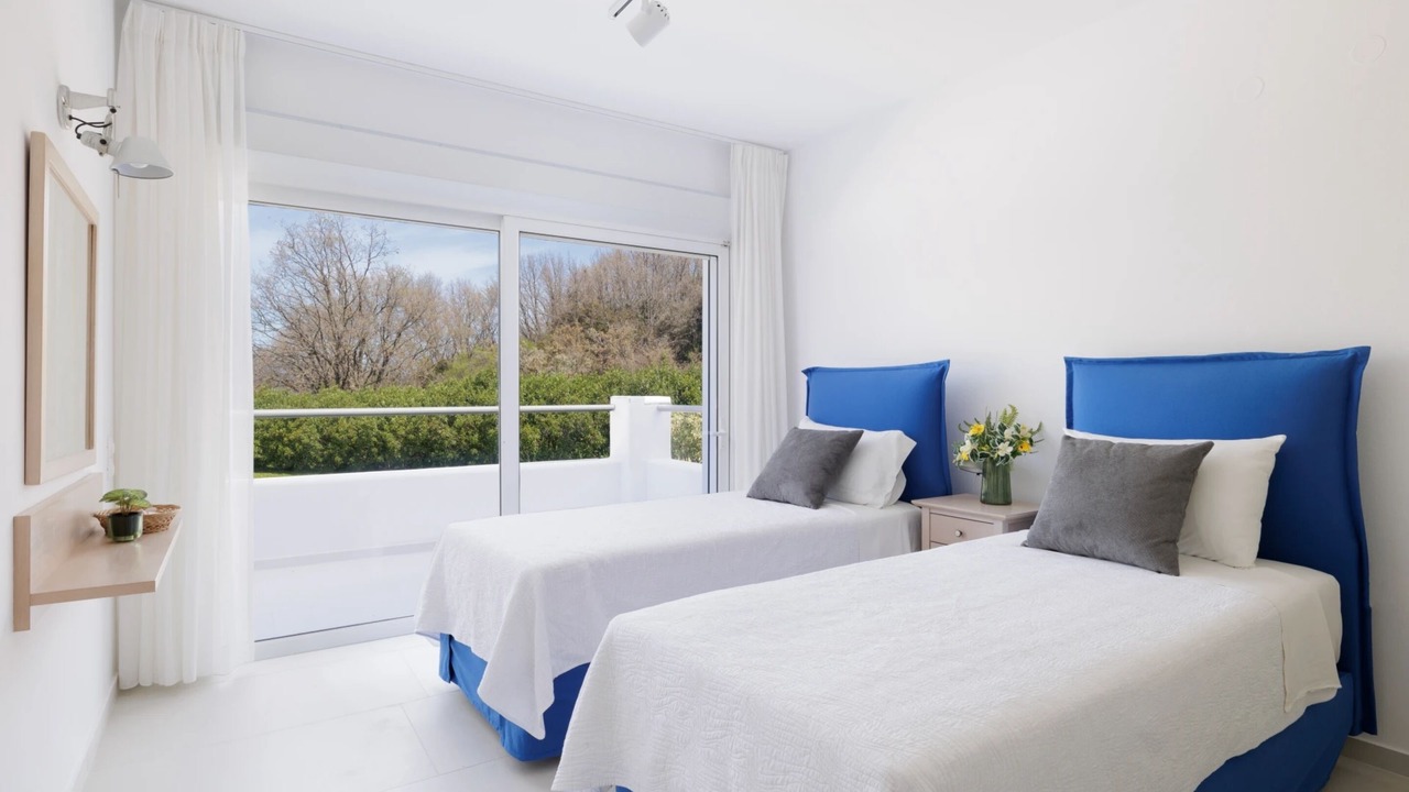 Photo of Bedroom in Petaleia