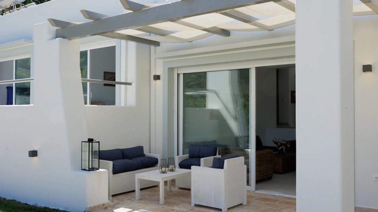 Photo of Patio Balcony in Petaleia