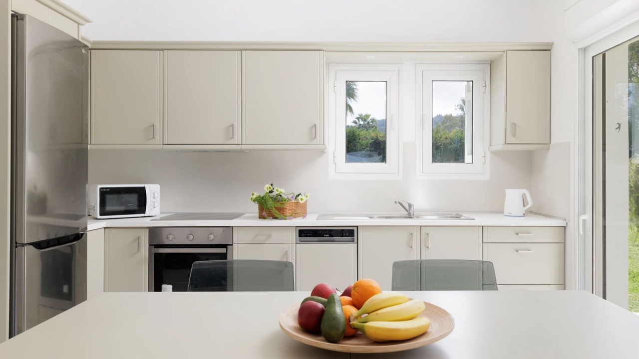 Photo of Kitchen in Petaleia