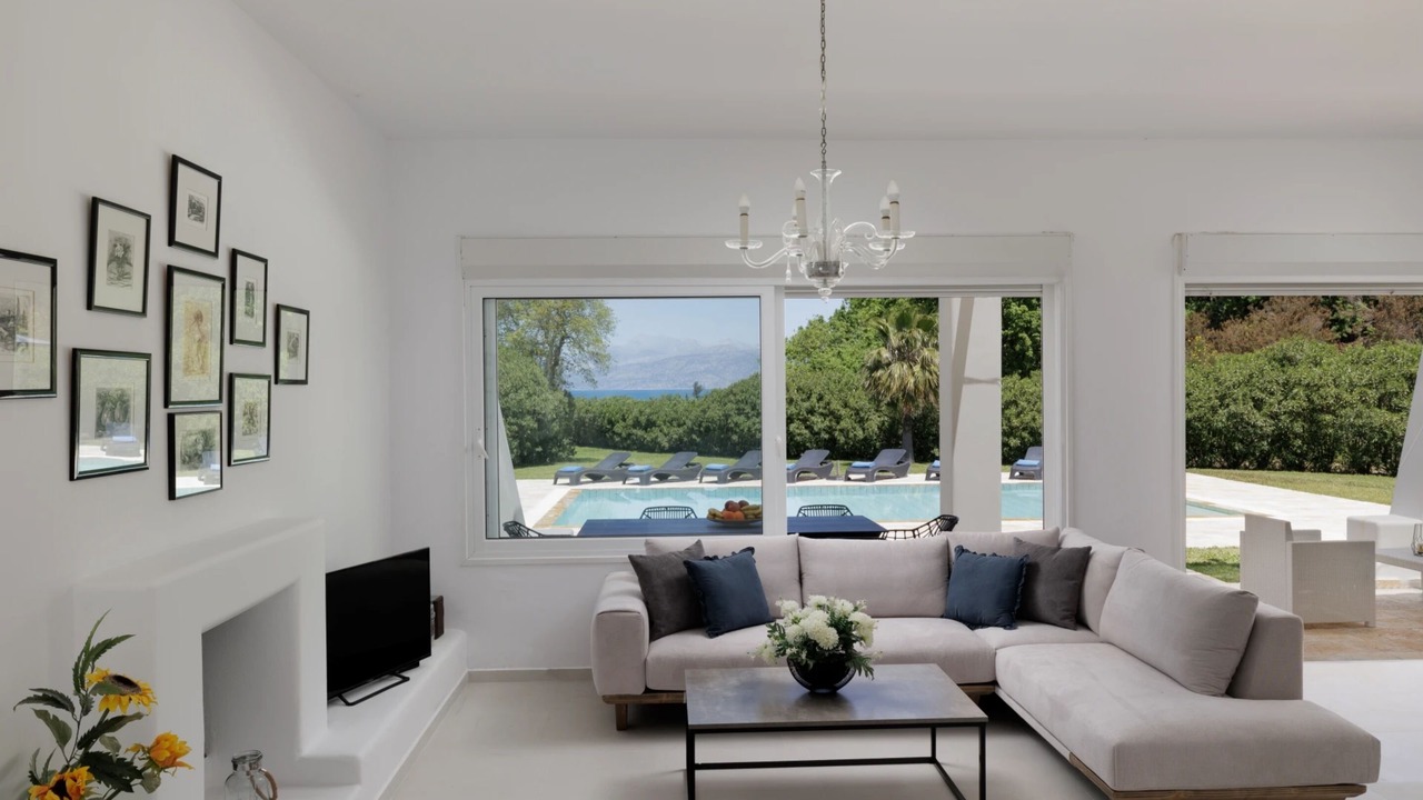Photo of Livingroom in Petaleia