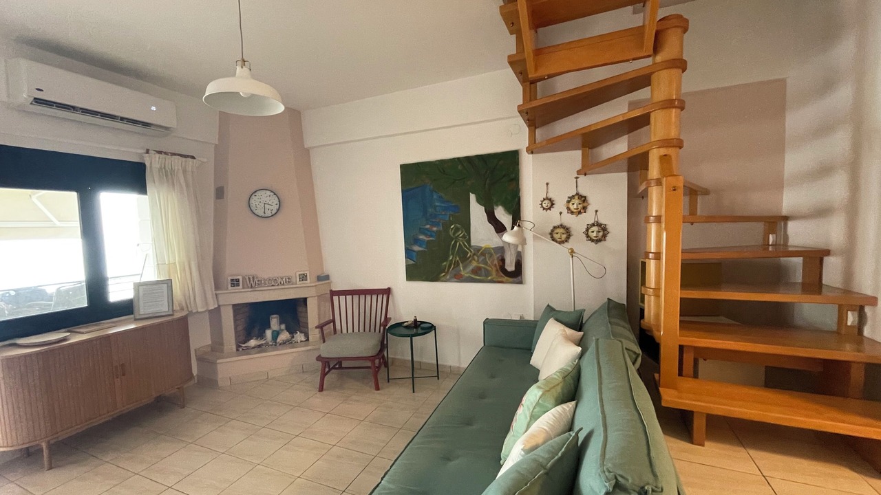 Photo of Livingroom in Loutsa
