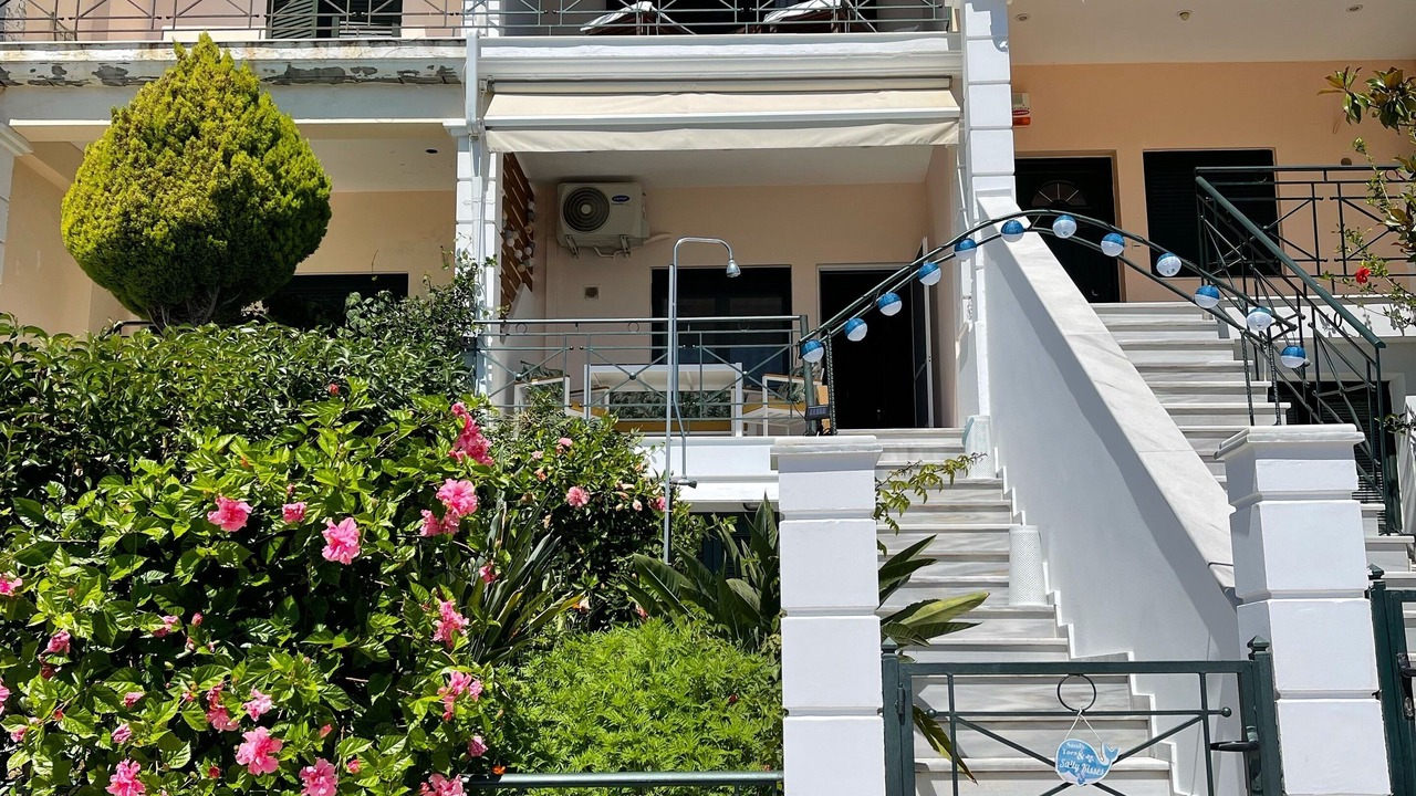 Photo of Outdoor in Loutsa